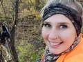 Female hunter says online trolls won't change her 'passion' for killing animals dqxikeidqkikdinv