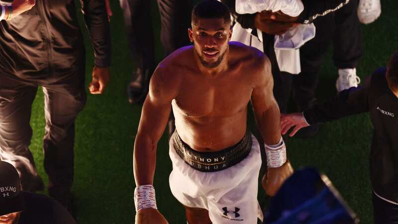Anthony Joshua was left "confused" moments before Oleksandr Usyk loss