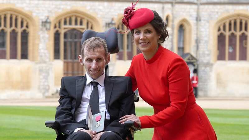 Former rugby league player Rob Burrow and his wife Lindsey (Image: POOL/AFP via Getty Images)