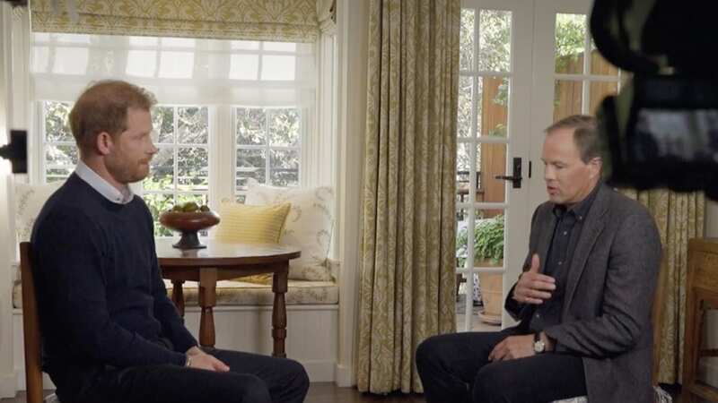 Harry interview viewers spot odd detail behind Prince that 