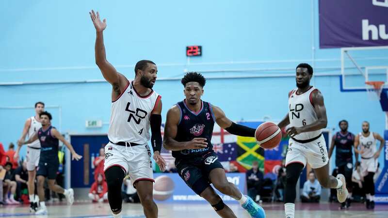 London Lions battle it out with Bristol Flyers last month (Image: Robbie Stephenson/JMP/REX/Shutterstock)