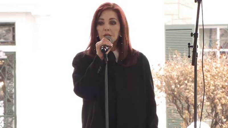 Tearful Priscilla Presley says her 