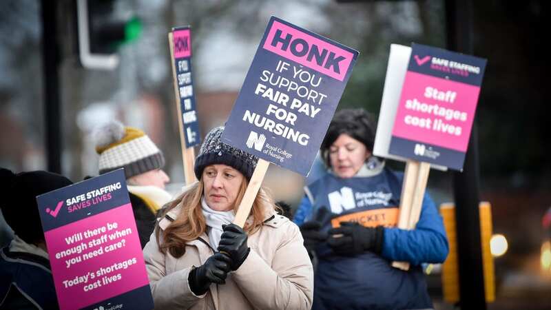 Experienced emergency nurses leaving NHS in 