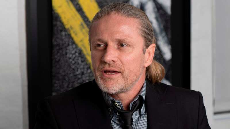 Arsenal great Petit slams VAR as Zinchenko Man Utd offside decision explained