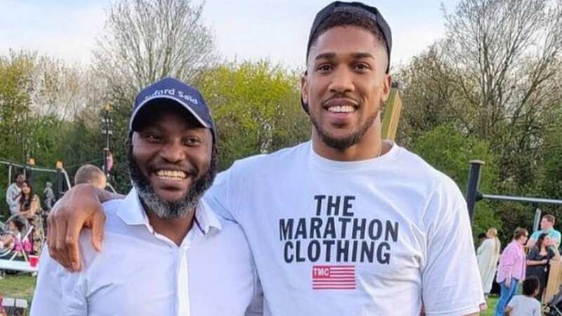 Dozy Mmobuosi, pictured with boxer Anthony Joshua, could be about to buy Sheffield United (Image: Instagram/dozymmobuosi1)