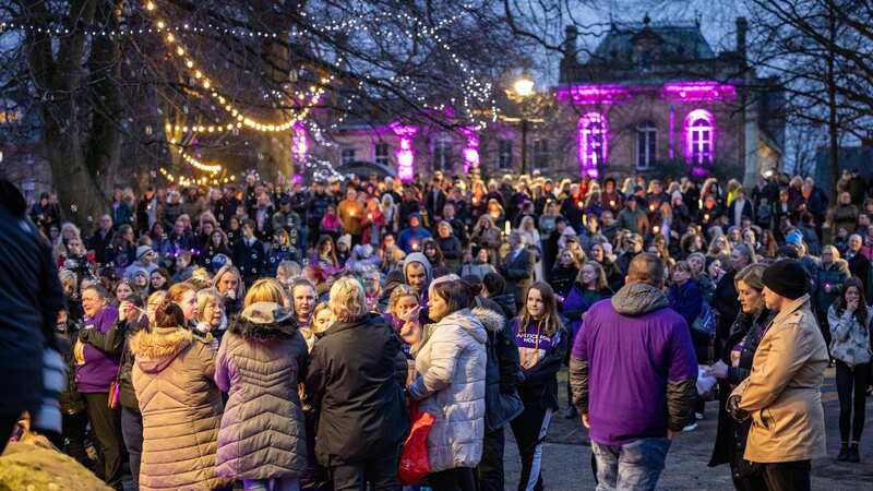 Family and friends pay their respects at a vigil for Holly Newton (Image: Andy Commins / Daily Mirror)