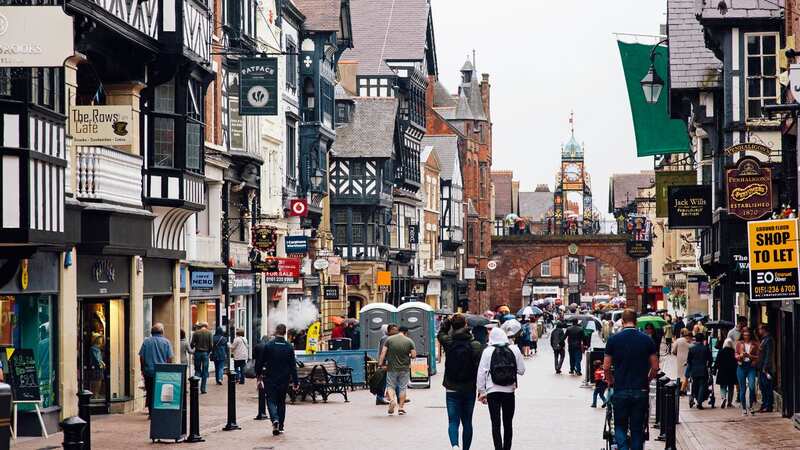 Many shops, pubs and banks on the high are at risk of closing this year (Image: Getty Images)