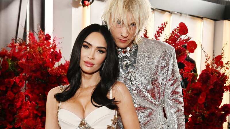 Megan Fox braves Grammys with Machine Gun Kelly with broken wrist and concussion