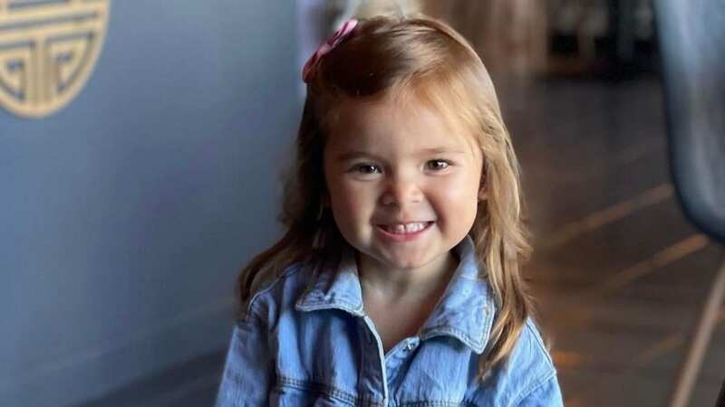 Little girl melts hearts with adorable reaction to mum