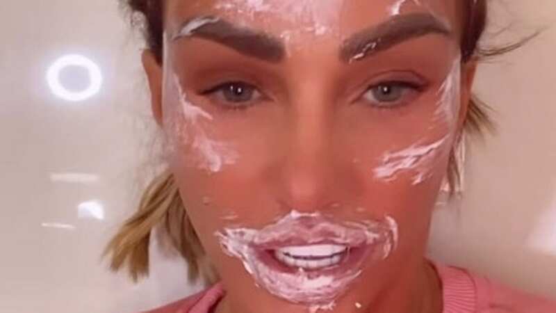 Katie Price gets lip fillers and Botox top-up as bankruptcy hearing pushed back