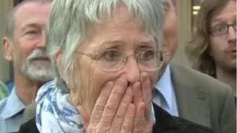 Antiques Roadshow guest breaks down in tears over shock value of 