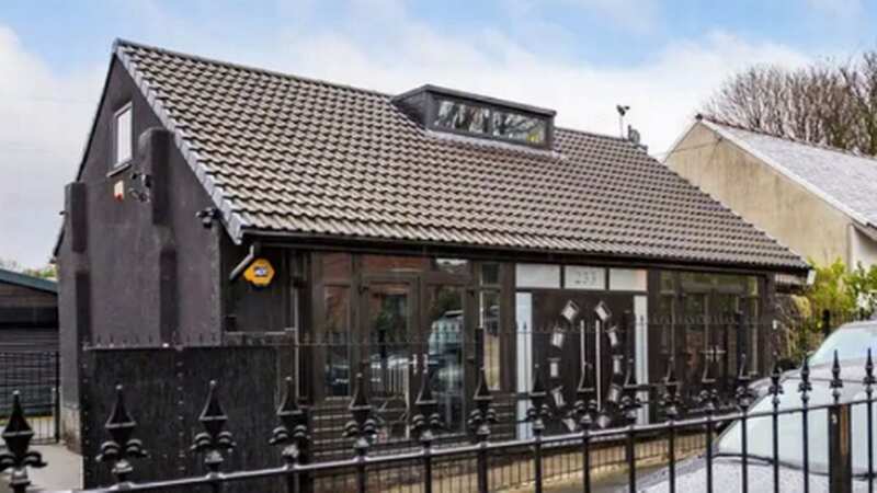 The unusual property has caught the eye of many people online (Image: Zoopla / Miller Metcalfe)