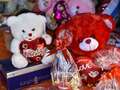 One in five Brits want to enjoy a romantic staycation this Valentine's Day dqxikeidqkikdinv