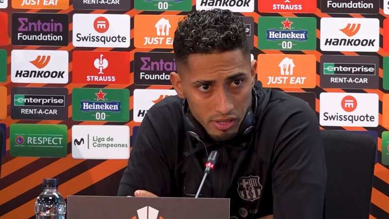 Raphinha has urged a Manchester United star to make a controversial transfer