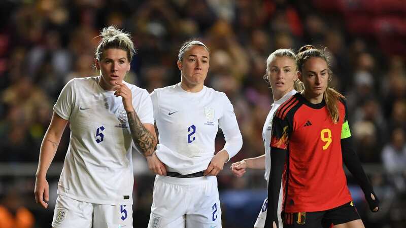 Sarina Wiegman and her assistant coach Arjan Veurink (Image: Getty Images)