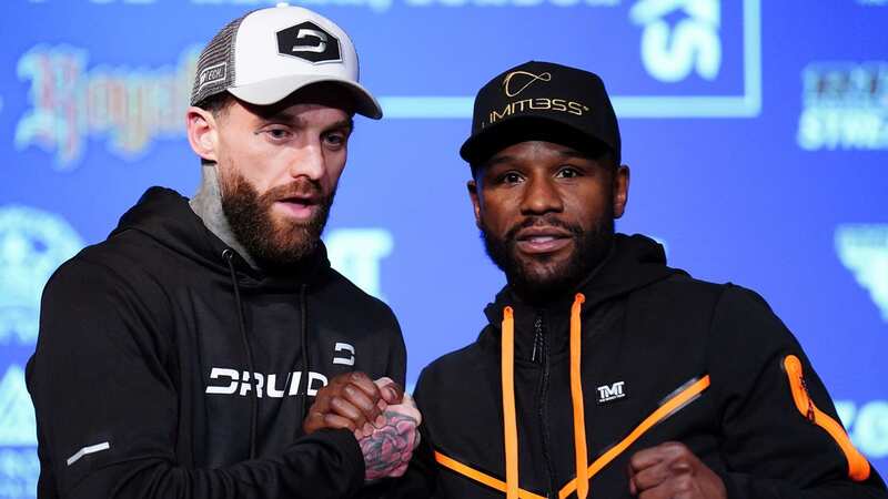 Floyd Mayweather vs Aaron Chalmers fight start time, TV channel and stream