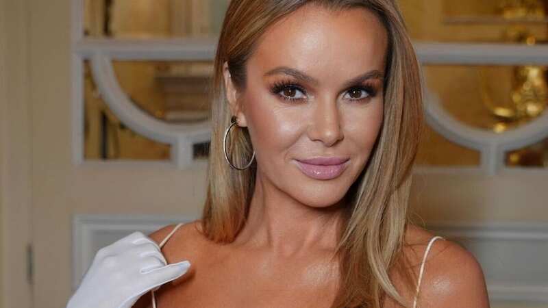 Amanda Holden looks totally unrecognisable in adorable school photo throwback