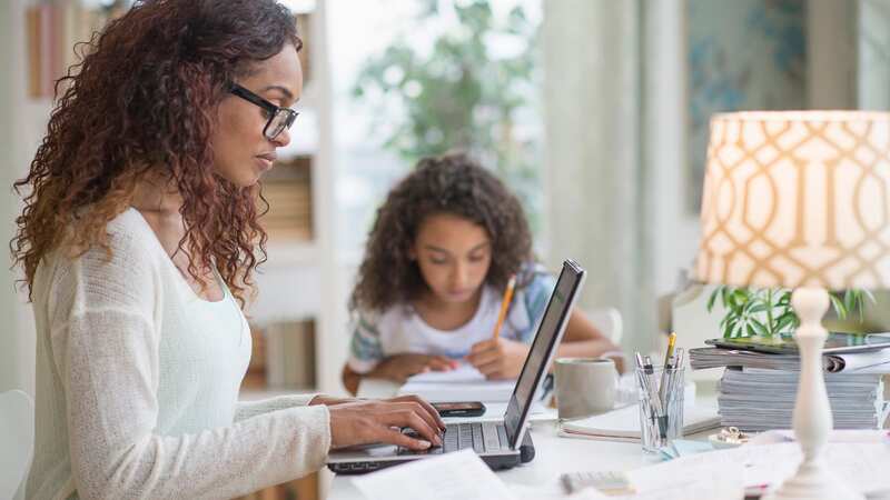 Northern Irish residents should contact their energy supplier from today if they have not received the £600 payment (Image: Getty Images/Tetra images RF)