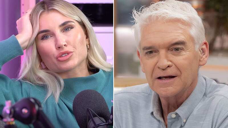 Billie Faiers fumes at 