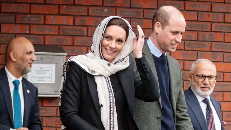 William and Kate at the Hayes Muslim Centre (Image: Alamy Live News.)
