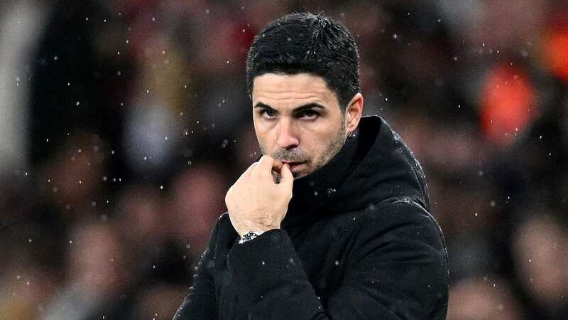 Arteta injury worries become reality as Arsenal star leaves stadium on crutches