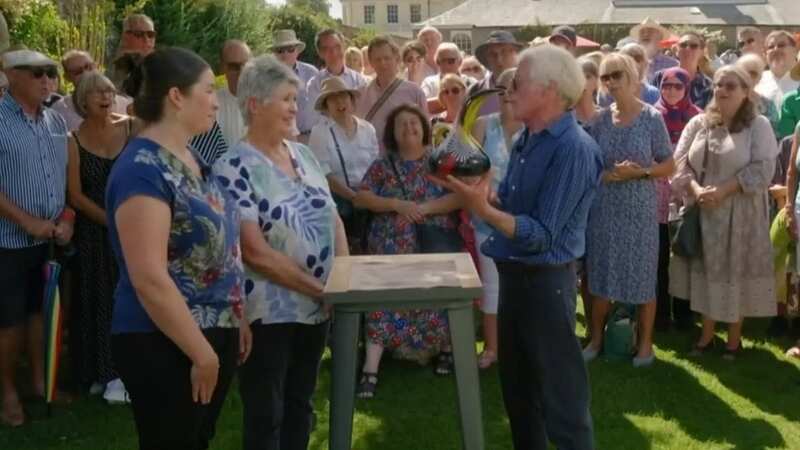 Antiques Roadshow expert gives 