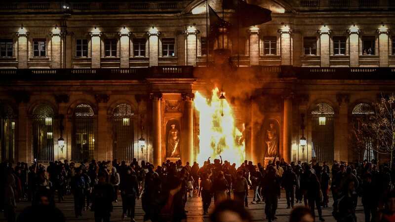 Town hall seen engulfed in flames as protests turn streets into fiery carnage