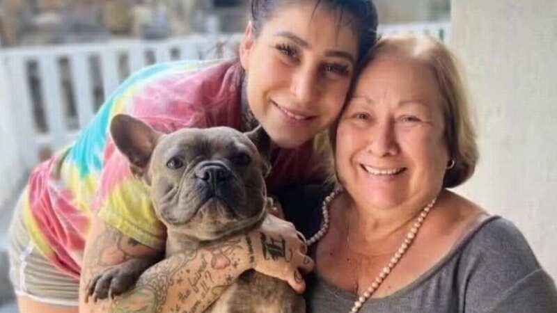 Yasmine, pictured with her mum and Havoc, is on a mission to find her missing French bulldog (Image: Fox 11)