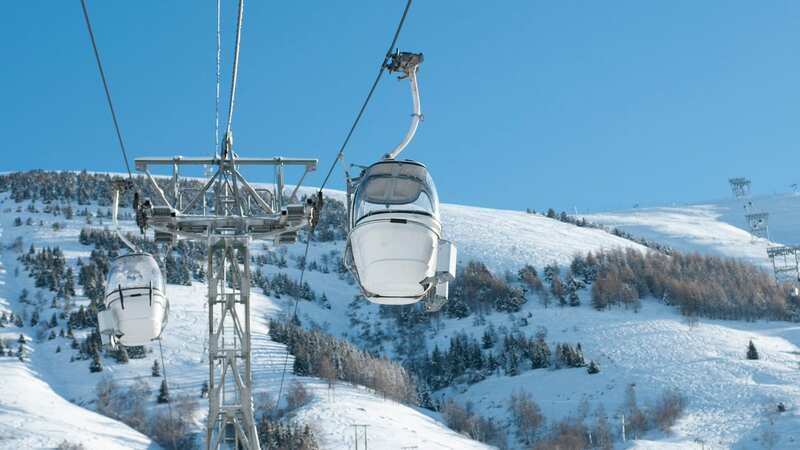 A part of the massive cable car network above the Les Deux Alpes (Image: Getty Images/iStockphoto)