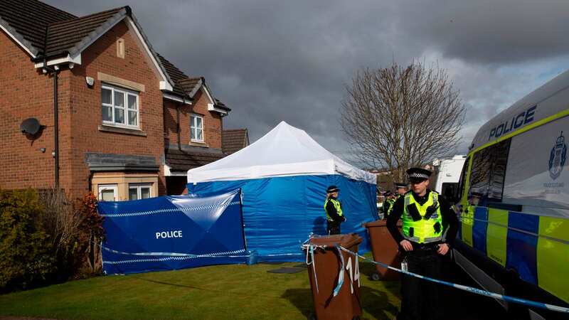 Police at the home Peter Murrell shares with former First Minister Nicola Sturgeon (Image: DAILY RECORD)