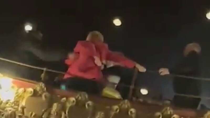 Moment audience member 