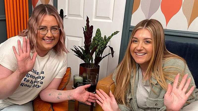 Gogglebox star Ellie Warner shows off growing baby bump in 