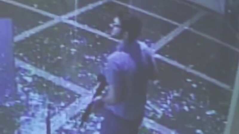 Moment brave cops gun down Louisville shooter after bank massacre