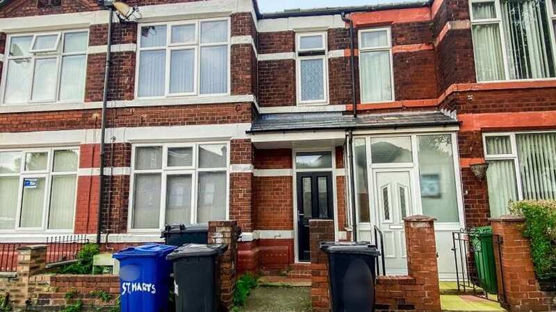 The outside of the flat looked fairly normal (Image: Kennedy News/222 Estates - pic from Rightmove)