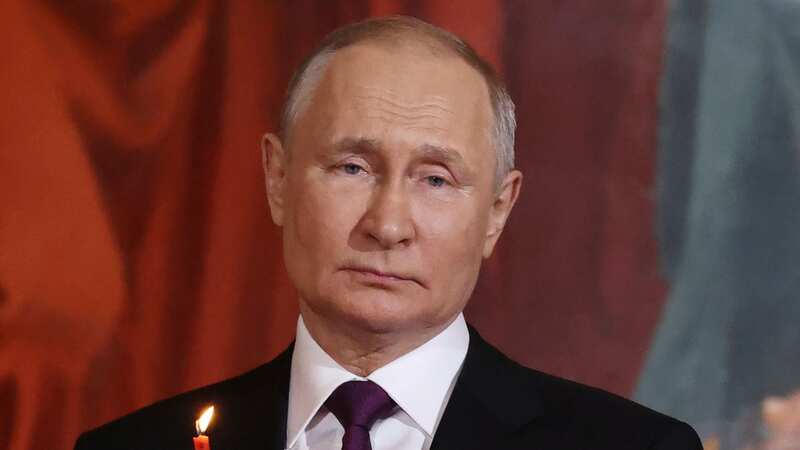 Scar spotted on Putin’s neck as he is constantly accompanied by cancer surgeon