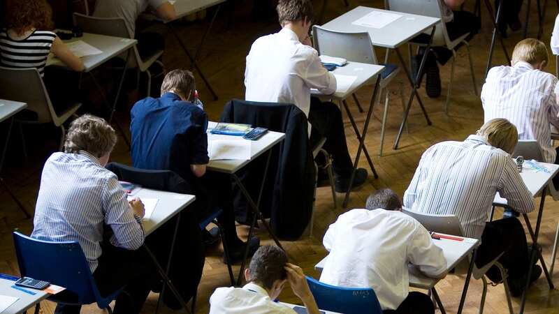 The teacher is urging parents to congratulate their children even if they don
