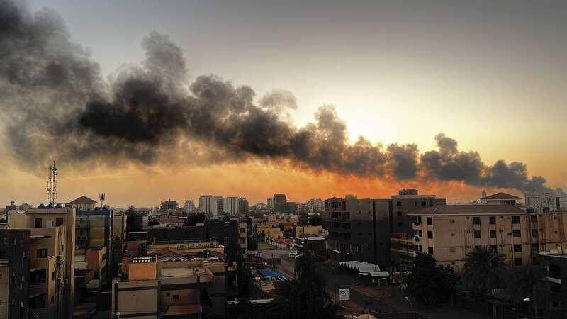 Smoke rises during clashes between the Sudanese Armed Forces and the paramilitary Rapid Support Forces (Image: Anadolu Agency via Getty Images)