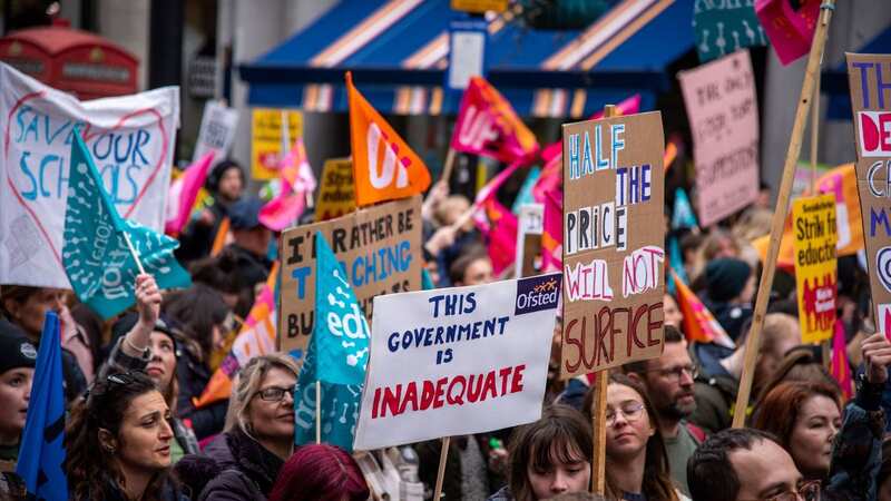 More than 100 politicians from around the world have called on the government to drop its “Sack the Nurses Bill” (Image: Loredana Sangiuliano/SOPA Images/REX/Shutterstock)