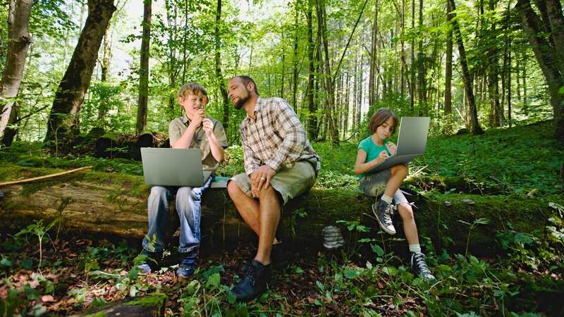 Save money and the environment with Acer’s new Chromebook and useful free gift
