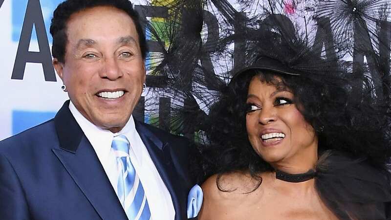 Smokey Robinson claims he had affair with 