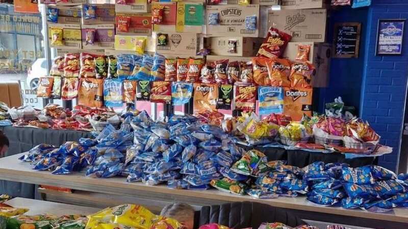 You can choose between 30 different crisp flavours (Image: Kicks bar and grill)