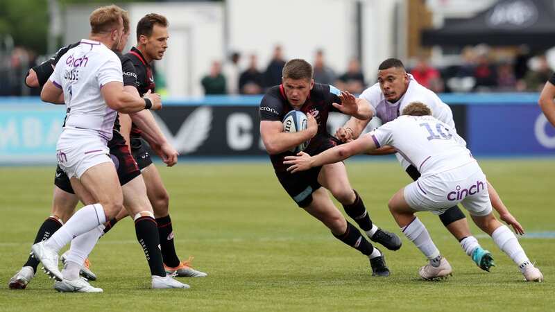 Farrell evades challenge of opposite number Fin Smith at the StoneX (Image: Getty Images)