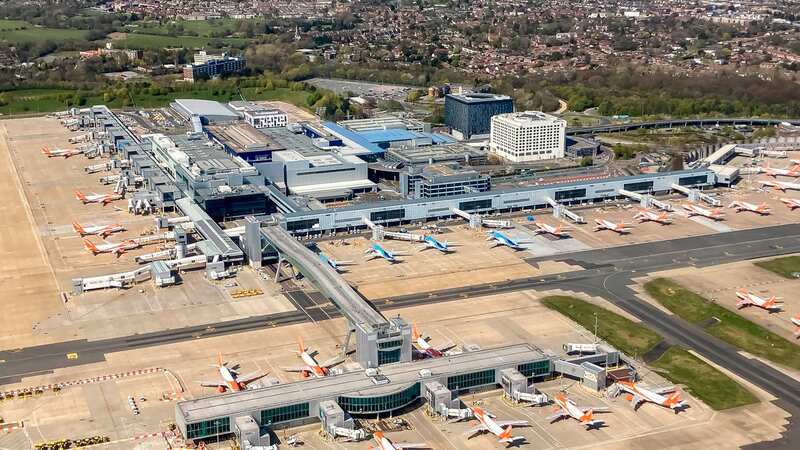 A Flightradar24 map showed no planes on the runway at Gatwick Airport at 2.20pm on Sunday (Image: Flightradar24)