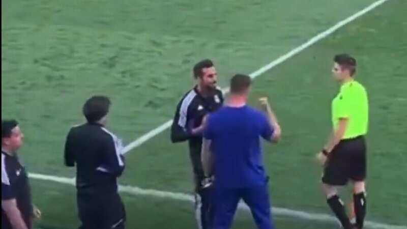 Alvaro Arbeloa gets in the face of former Liverpool team-mate Fernando Torres (Image: Twitter)