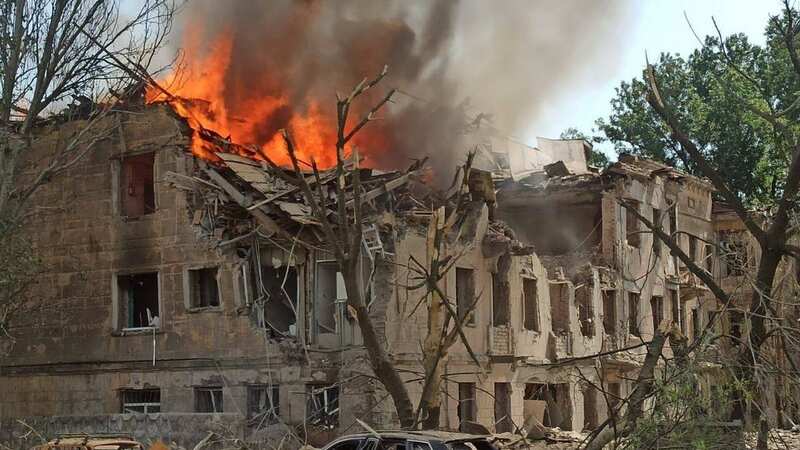Russian rocket destroys Ukraine hospital as Zelensky condemns 