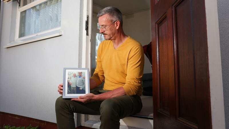 Leigh says he feels he let his dad down (Image: Tom Wren SWNS)