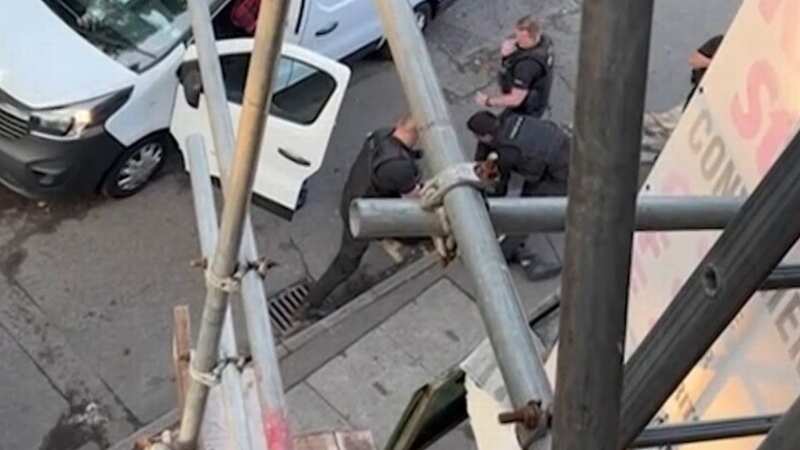 Dramatic moment police arrest white van man amid Nottingham incident