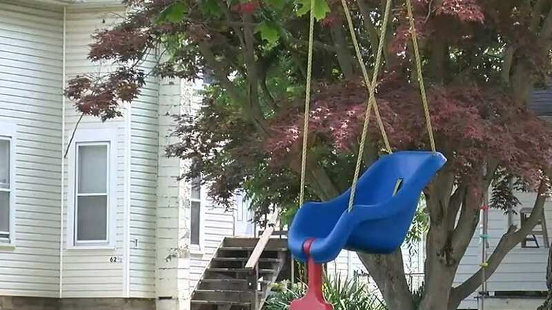 Officers found the stricken mum upstairs in a room with her son (Image: Cleveland 19)