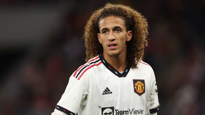 Ten Hag weighs up decision on Man Utd star after receiving transfer interest