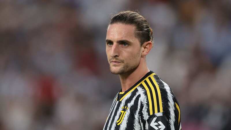Adrien Rabiot transfer goes full circle as Man Utd left in awkward position